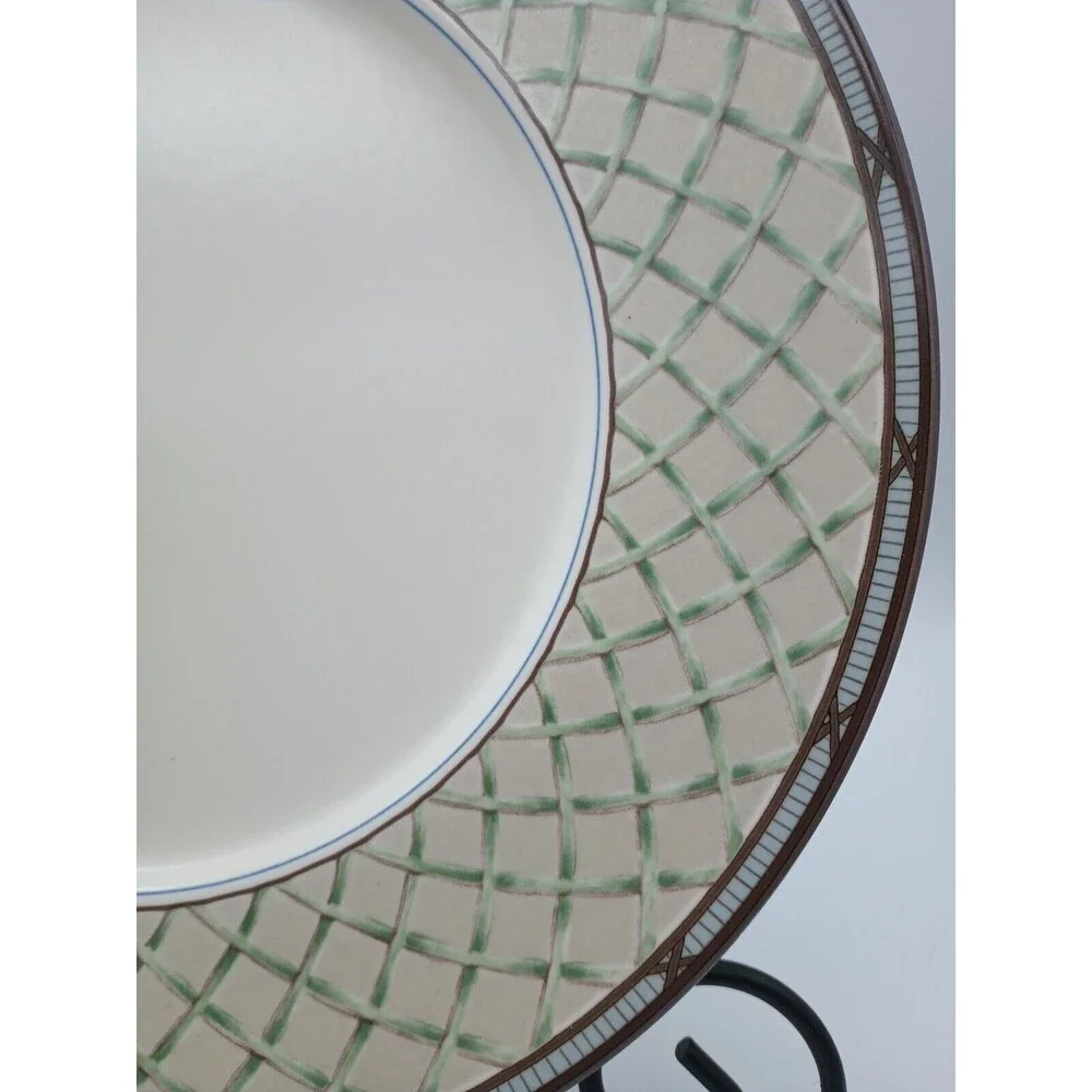 Mikasa Garden Trellis Chop Plate Charger CA229 Intaglio 12.5